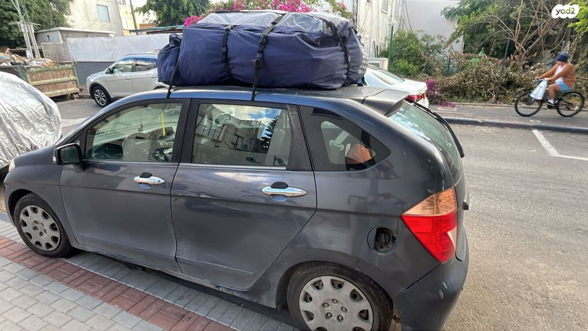 מודעת רכב הונדה FR-V