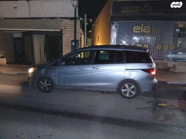 מודעת רכב מאזדה 5