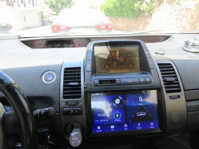 טויוטה פריוס