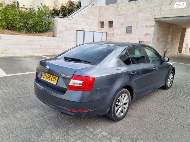 סקודה אוקטביה