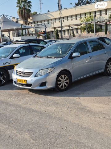 טויוטה קורולה