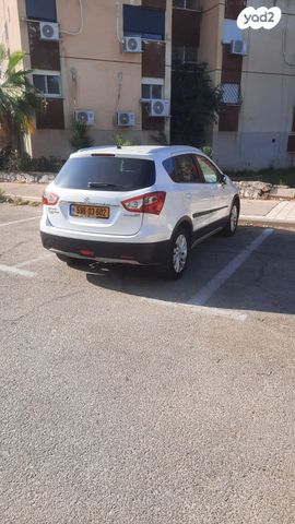 סוזוקי קרוסאובר