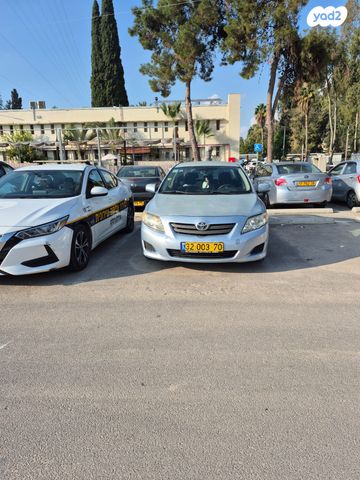 טויוטה קורולה