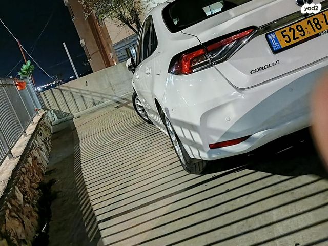 טויוטה קורולה