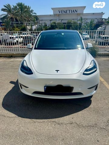 מודעת רכב טסלה מודל Y