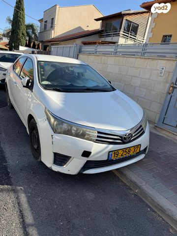 מודעת רכב טויוטה קורולה