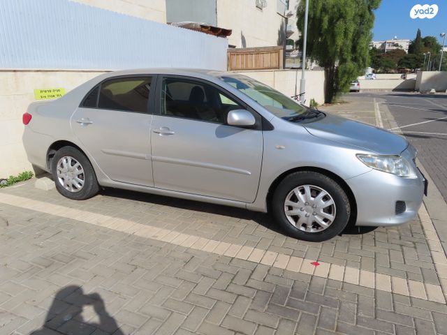 מודעת רכב טויוטה קורולה