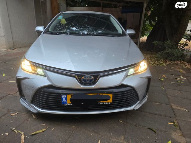 טויוטה קורולה