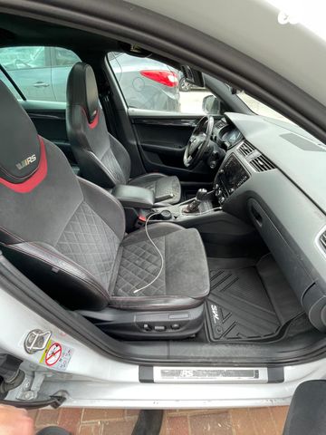 סקודה אוקטביה