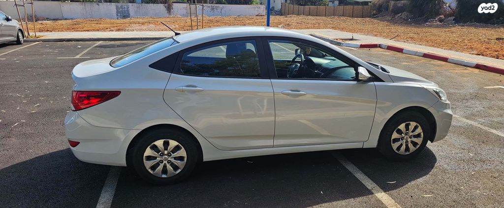 יונדאי אקסנט i25