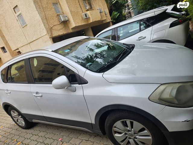 מודעת רכב סוזוקי קרוסאובר