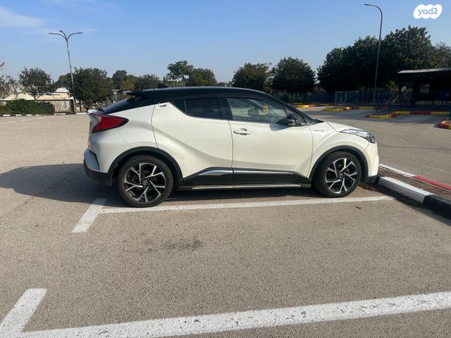 טויוטה C-HR