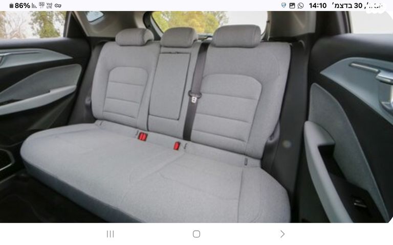 מודעת רכב ג׳ילי Geometry C