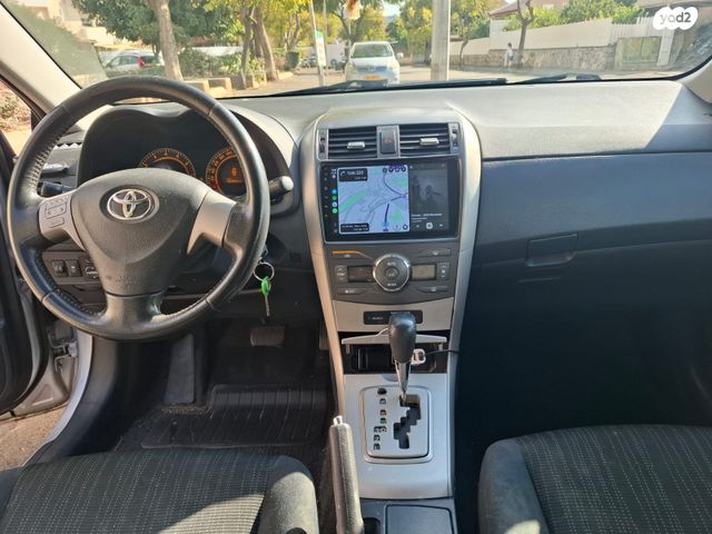 טויוטה קורולה