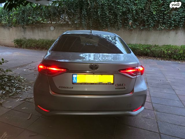 טויוטה קורולה