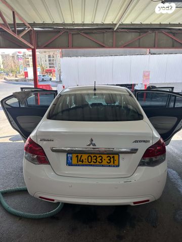 מודעת רכב מיצובישי אטראז'