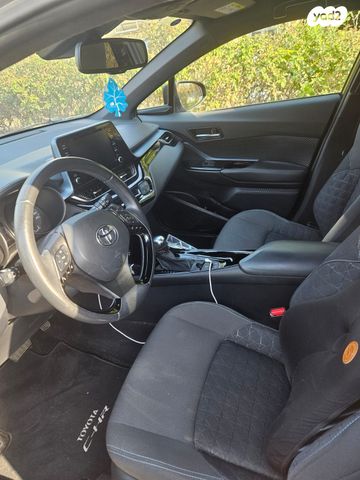טויוטה C-HR