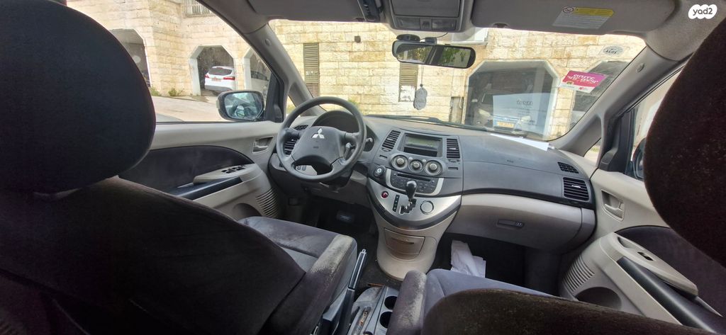 מיצובישי גרנדיס