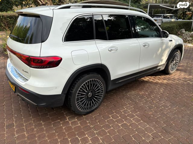 מרצדס-בנץ EQB