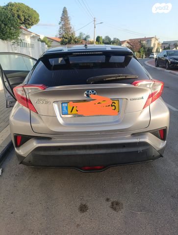 טויוטה C-HR