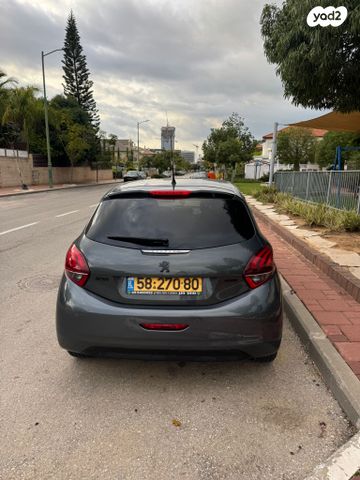 פיג'ו 208