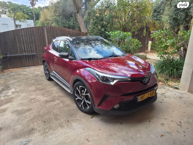 טויוטה C-HR