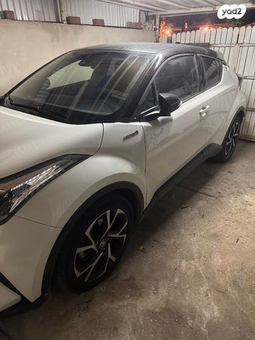 טויוטה C-HR