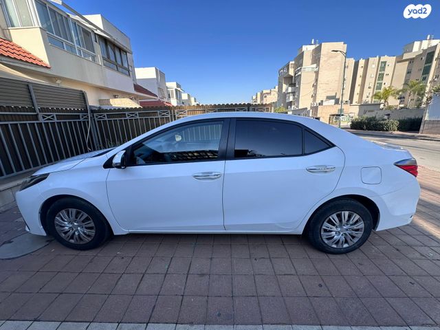 מודעת רכב טויוטה קורולה