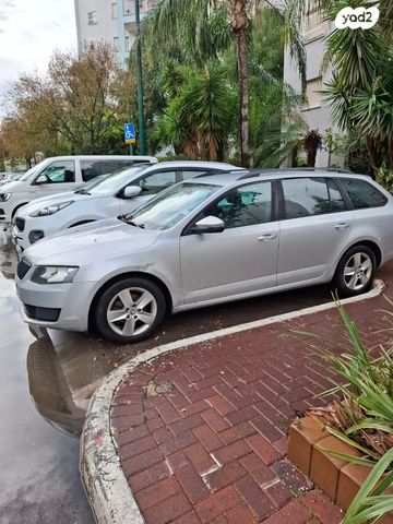 סקודה אוקטביה