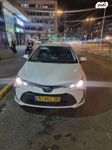 מודעת רכב טויוטה קורולה