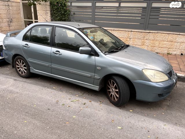 מודעת רכב מיצובישי לנסר