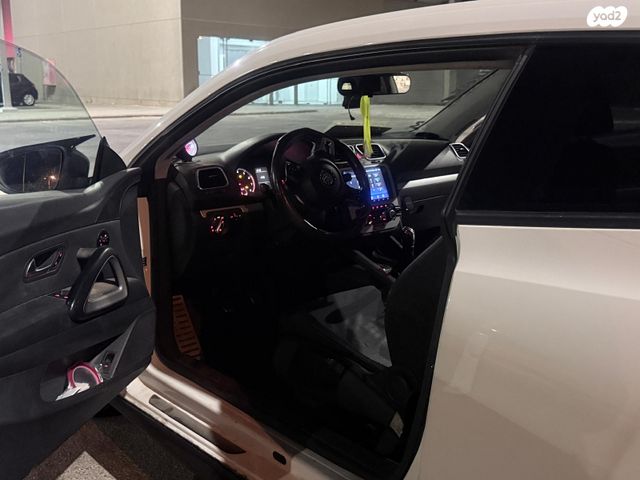 מודעת רכב פולקסווגן שירוקו