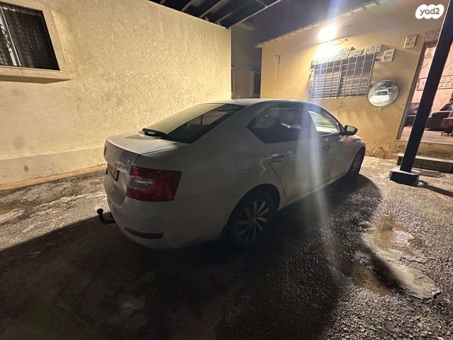 סקודה אוקטביה