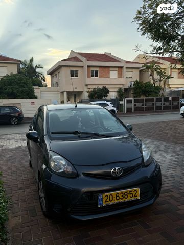 טויוטה אייגו