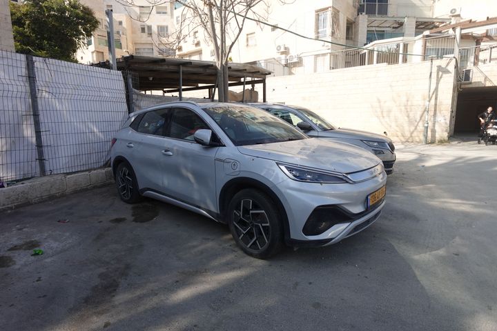 מודעת רכב בי.ווי.די אטו 3