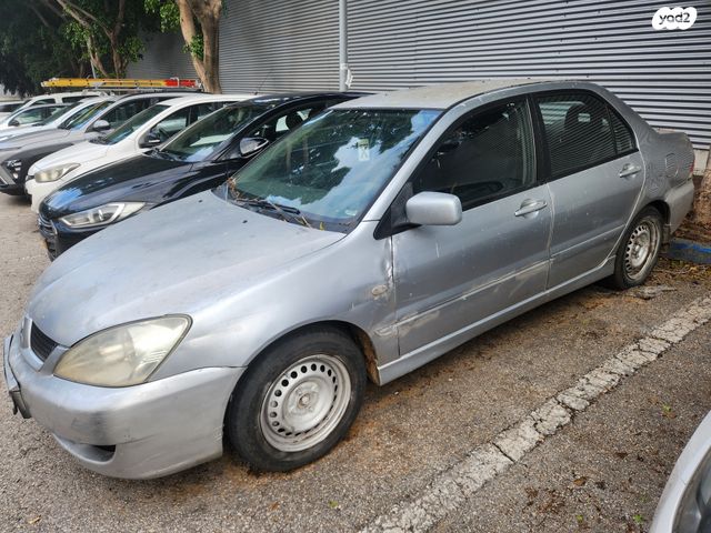 מיצובישי לנסר