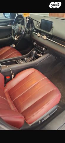 מודעת רכב מאזדה 6