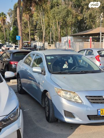 טויוטה קורולה