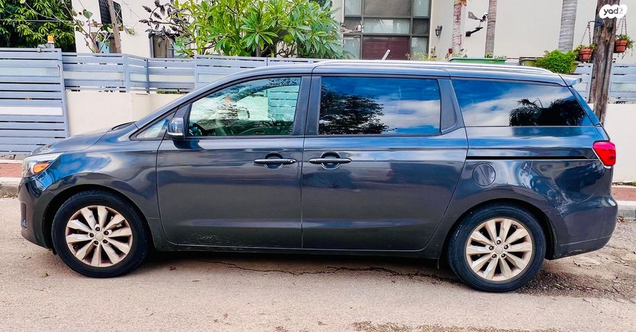 מודעת רכב קיה קרניבל