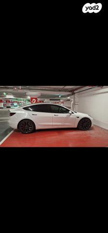 מודעת רכב טסלה מודל 3