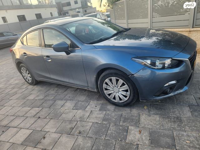 מאזדה 3