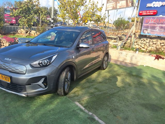 קיה נירו פלוס