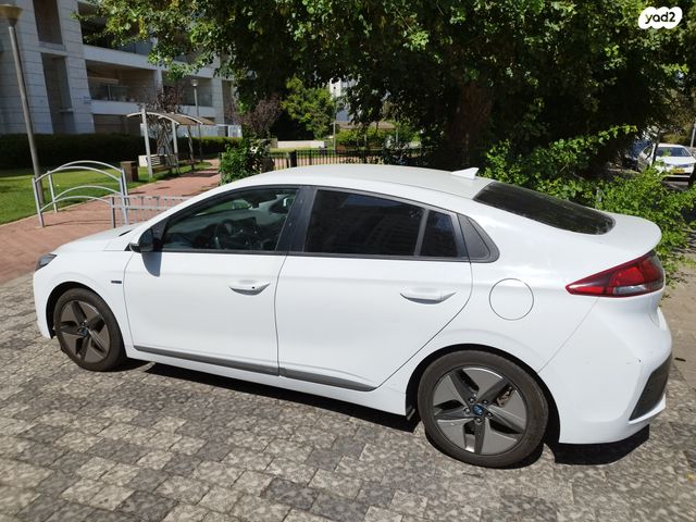 יונדאי איוניק