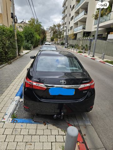 טויוטה קורולה