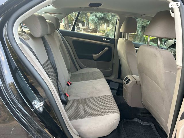 מודעת רכב פולקסווגן ג'טה 