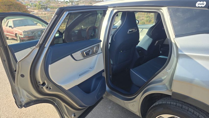 מודעת רכב צ׳רי FX