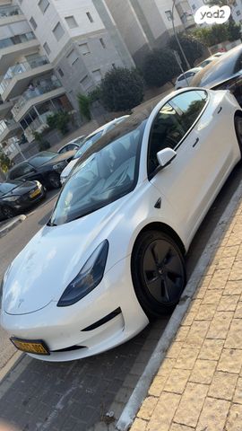 טסלה מודל 3