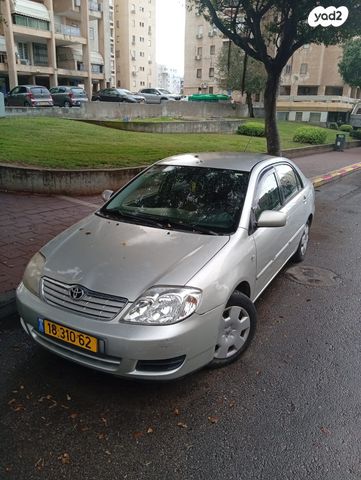 טויוטה קורולה