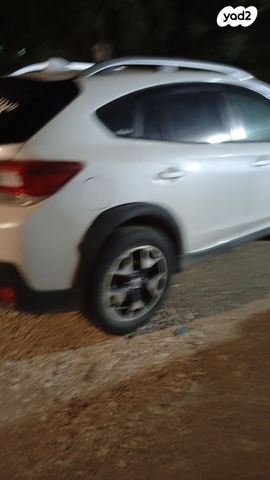 מודעת רכב סובארו XV