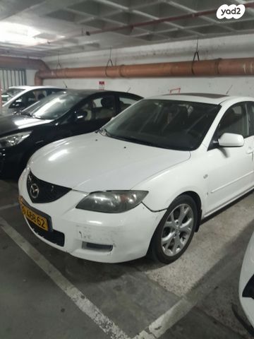 מודעת רכב מאזדה 3